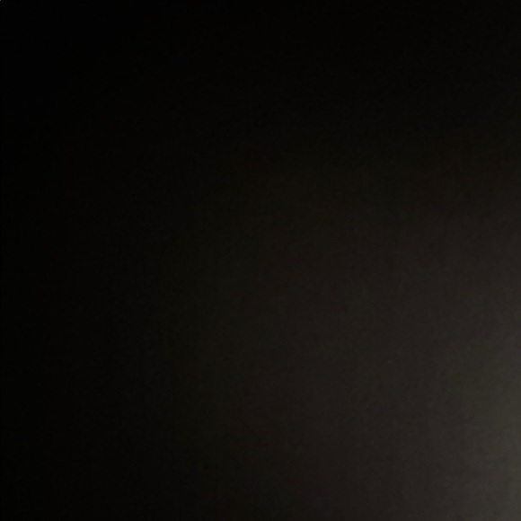 Meet your Posher, Claire - Picture 1 of 1